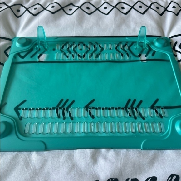 MacBook Pro Hard Case - Picture 3 of 3